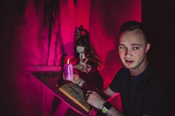 Фотография перформанса «Дом Марианны»